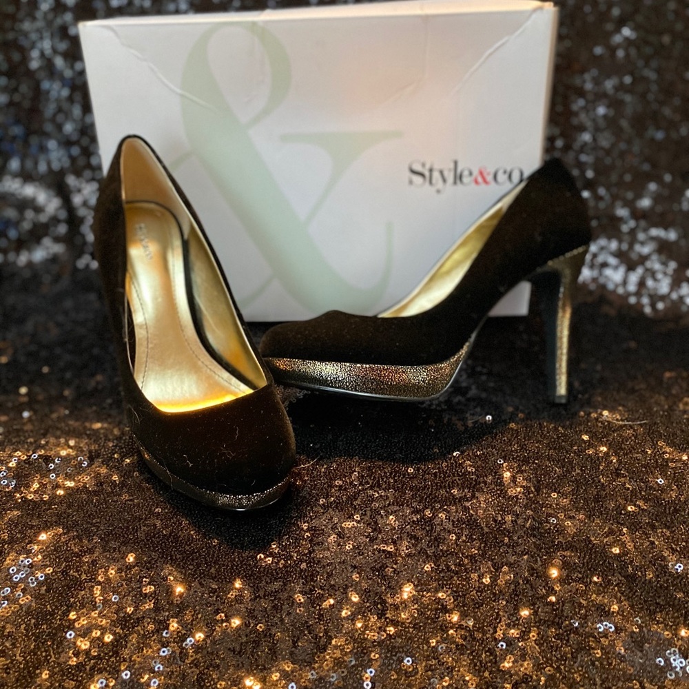 Black and gold heels